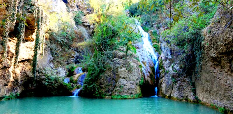 Хотнишки водопад [Кая Бунар] – райско кътче за туристи през лятото