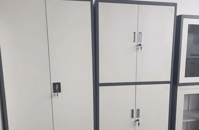 Металните шкафове с нов дизайн и функционалност